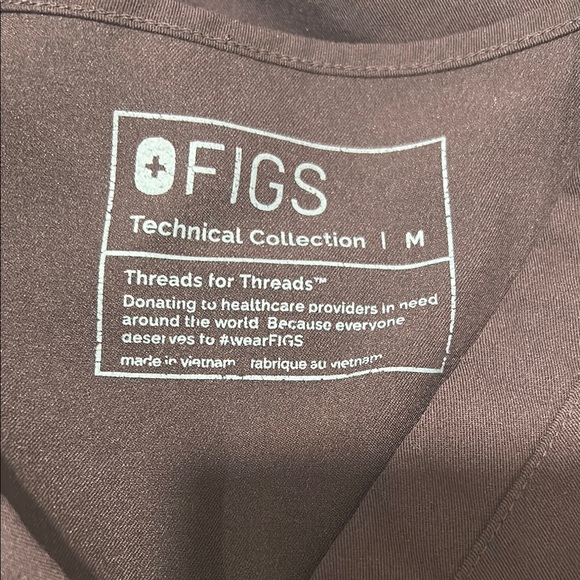 Figs SCRUB top technical collection women’s brown V-Neck Scrub Top size M GUC - Picture 7 of 7